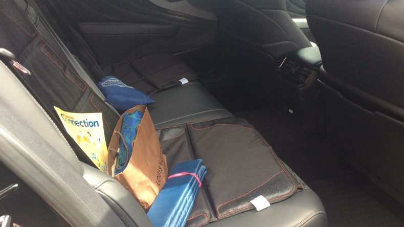 内装後方シート