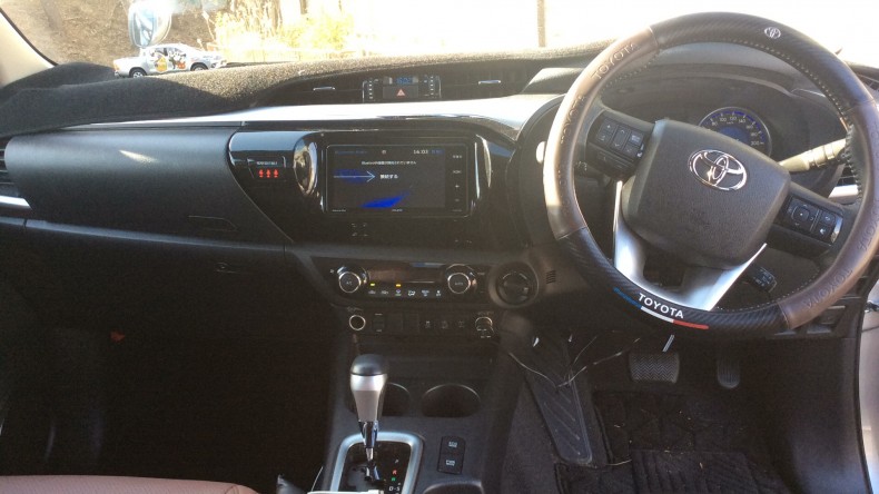 内装インパネ全体