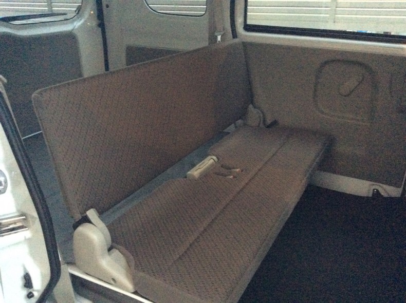 内装後方シート