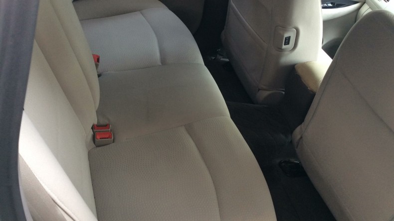 内装後方シート