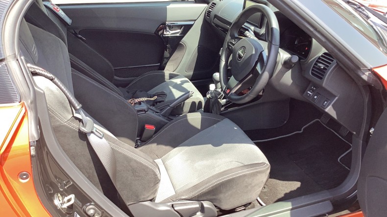 内装前方シート