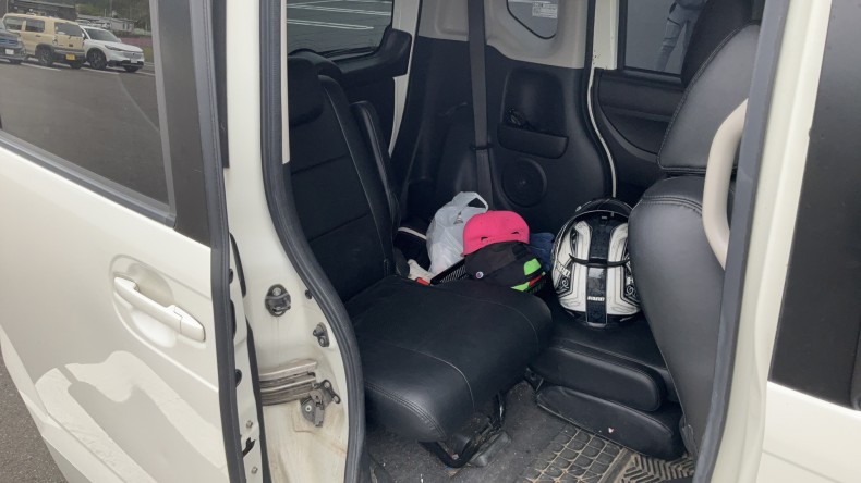 内装後方シート