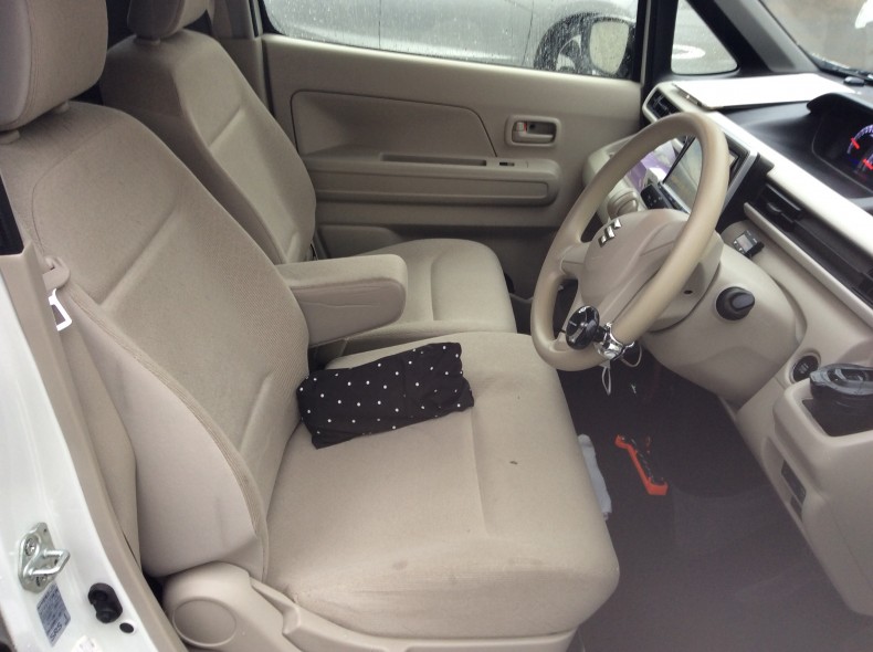 内装前方シート