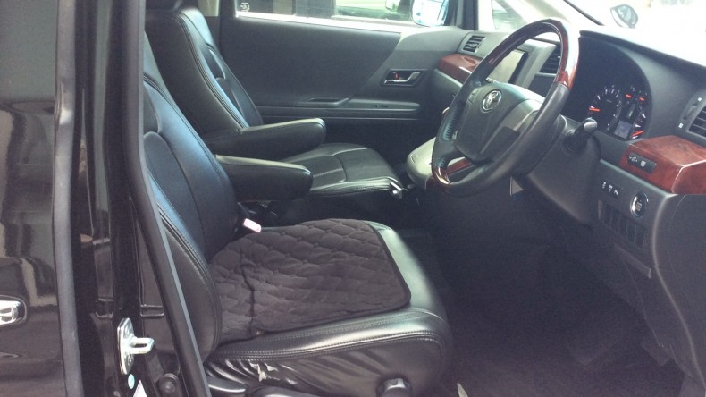 内装前方シート