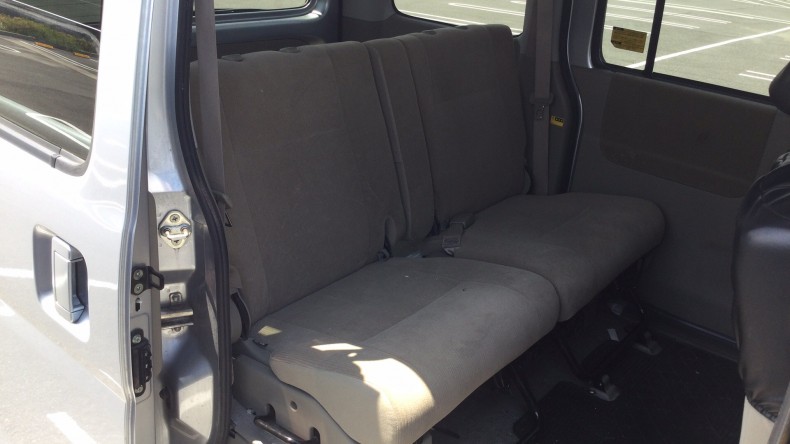 内装後方シート