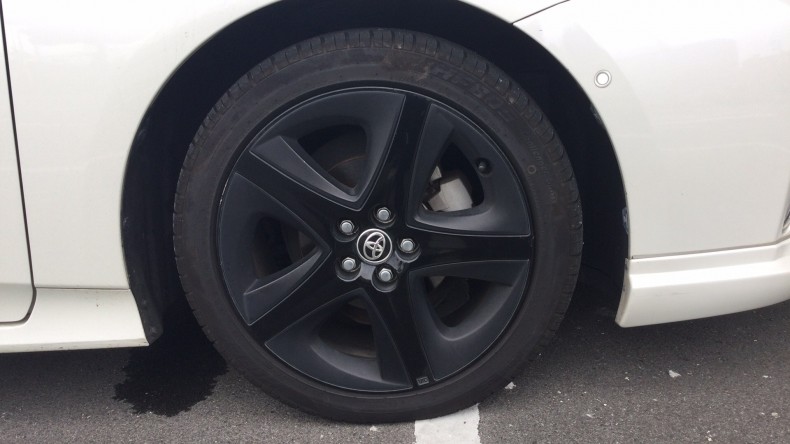 タイヤホイール前