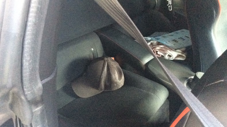 内装後方シート