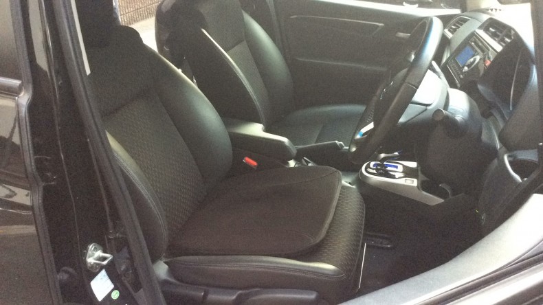 内装前方シート