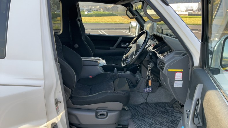 内装前方シート