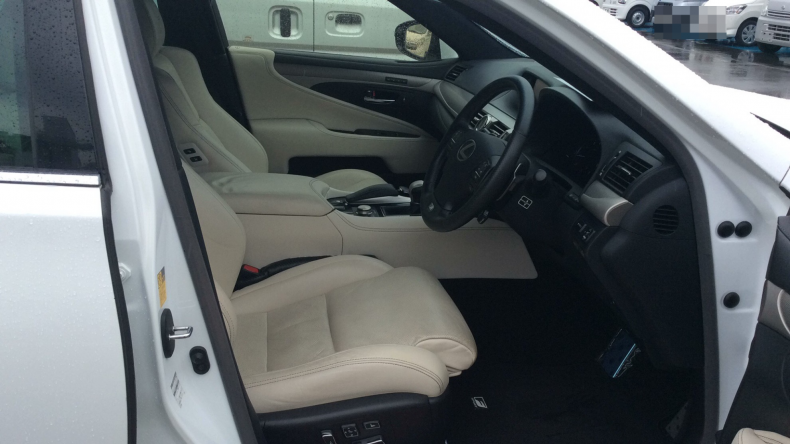 内装前方シート