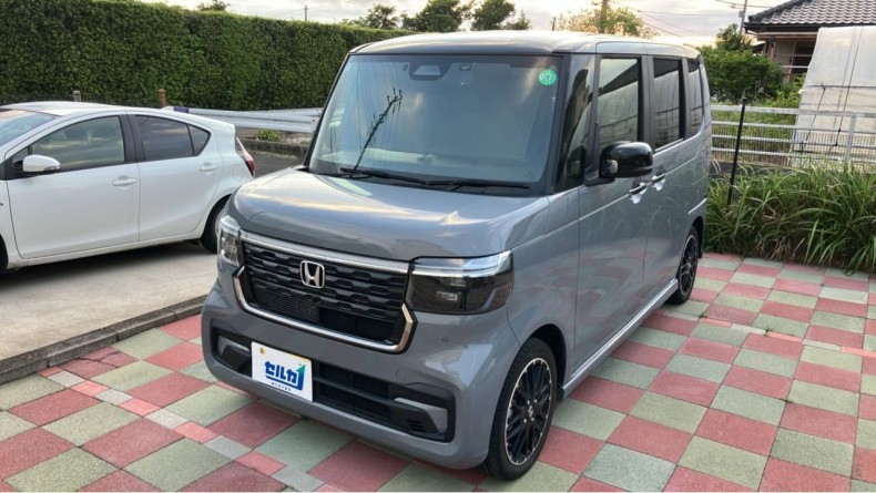ホンダ N-BOXカスタムの売買実績画像