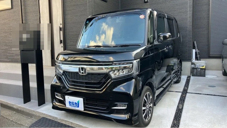 ホンダ N-BOXカスタムの売買実績画像