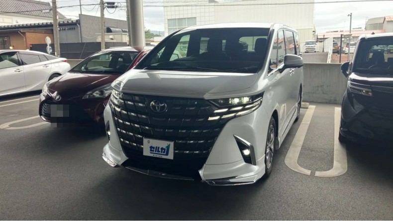 トヨタ アルファードハイブリッドの売買実績画像
