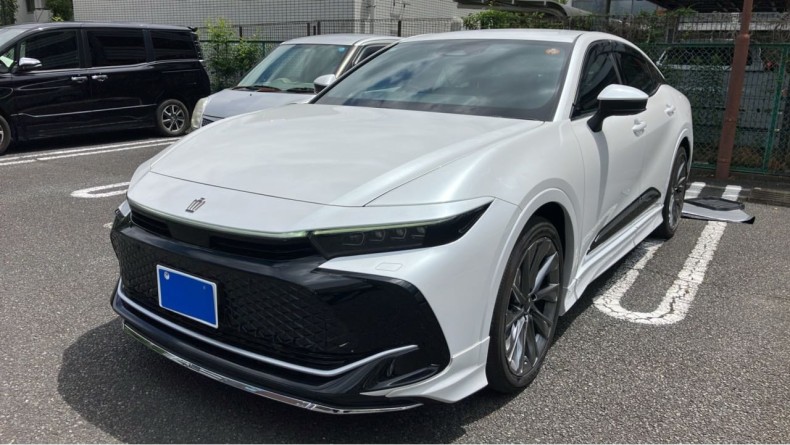 トヨタ クラウンクロスオーバーの売買実績画像
