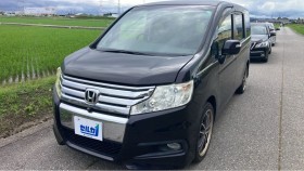 ステップワゴンスパーダ売買実績画像