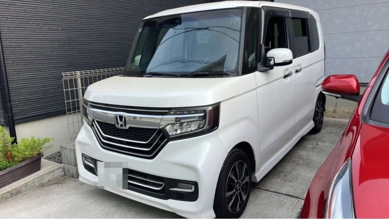 ホンダ N-BOXカスタムの売買実績画像