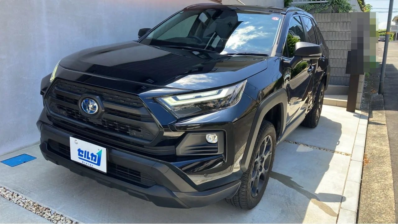 2026年7月成約のＲＡＶ４ ハイブリッドアドベンチャーのメイン画像