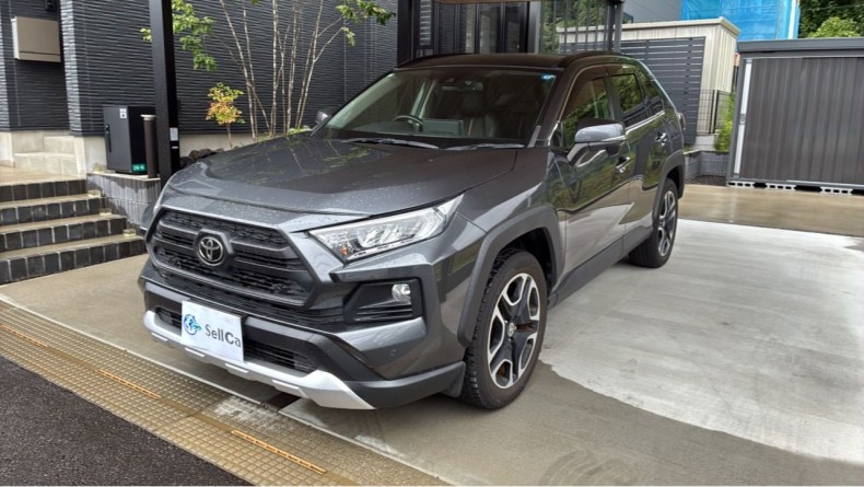 トヨタ RAV4の売買実績画像