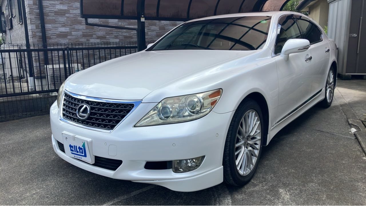 2026年8月成約のLS LS460 バージョンSZのメイン画像