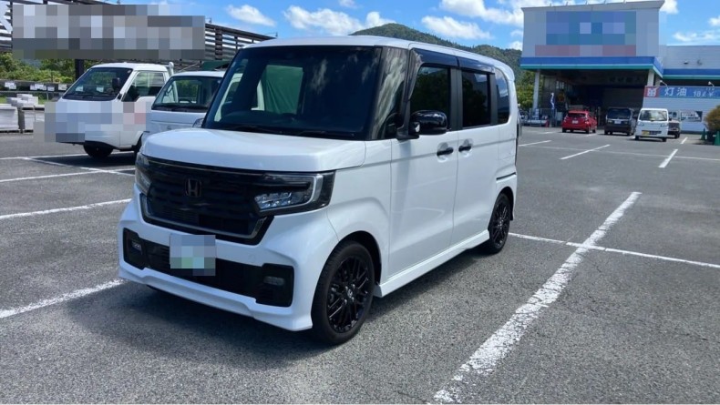 ホンダ N-BOXカスタムの売買実績画像