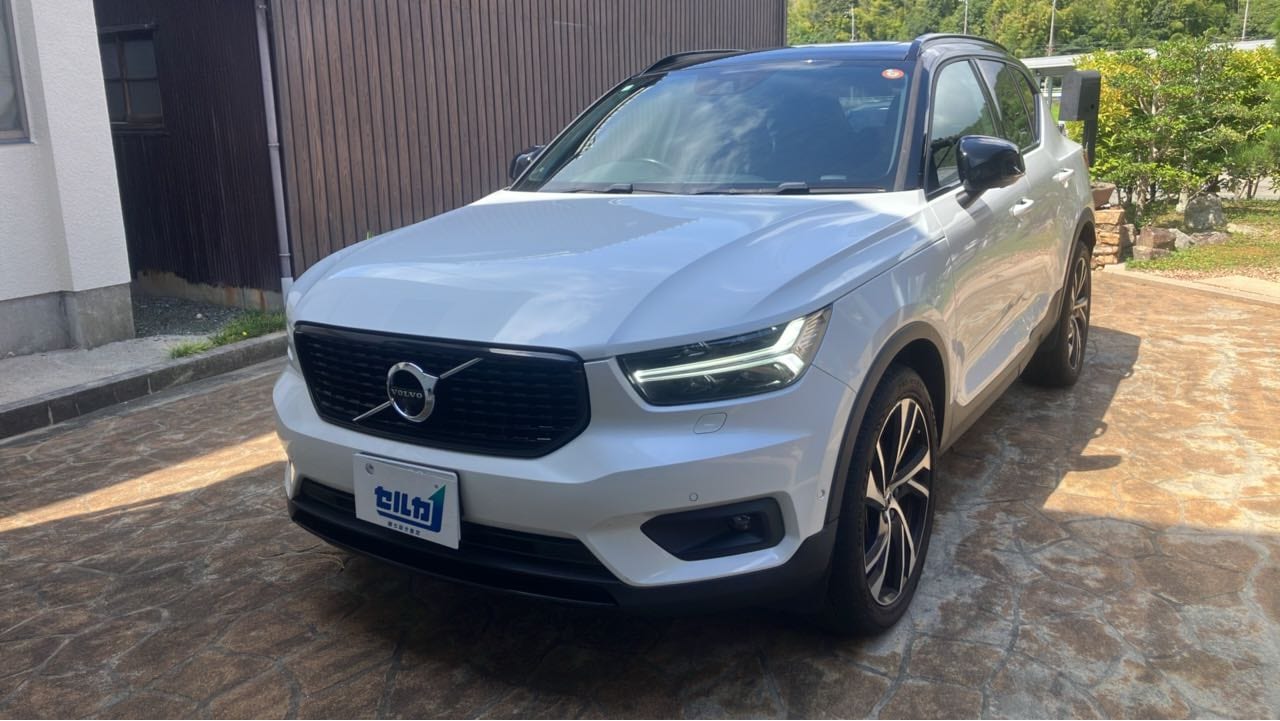 2026年8月成約のXC40 T5 AWD Rデザインのメイン画像