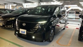 2026年8月31日成約のセレナ売買実績画像