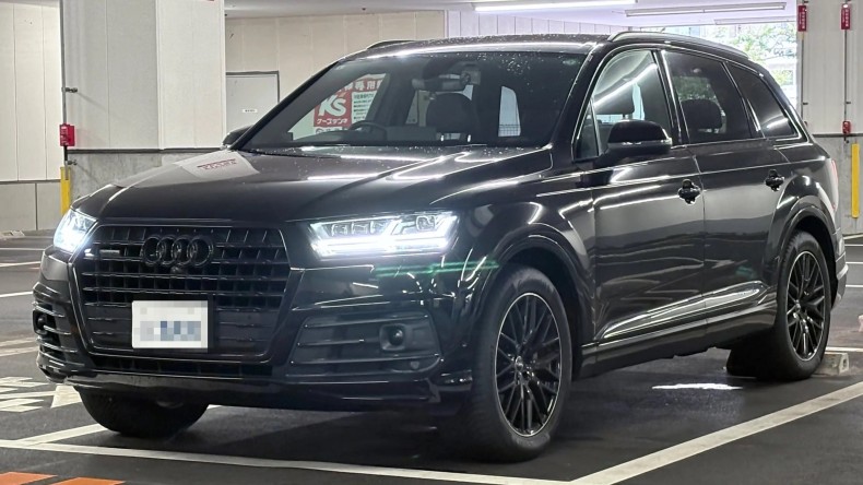アウディ Q7の売買実績画像