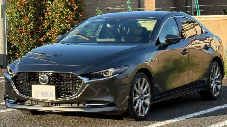 マツダ MAZDA3セダンの売買実績画像