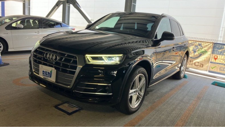 アウディ Q5の売買実績画像