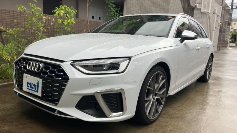 アウディ S4の売買実績画像